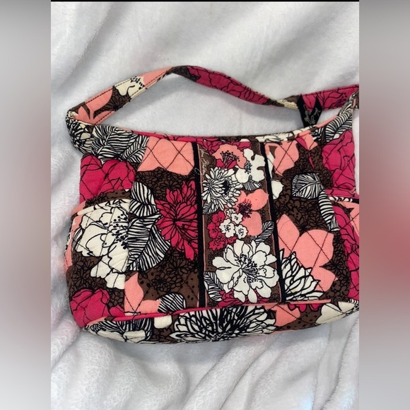 Vera Bradley Pink Quilted Shoulder Bag and matching wallet. - Picture 15 of 16